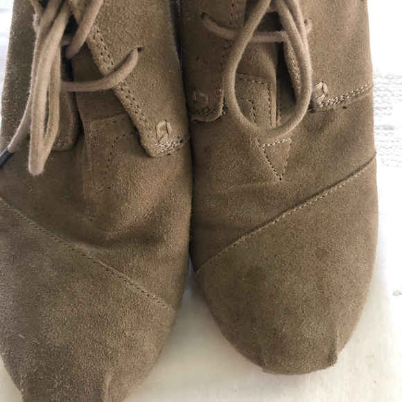 Toms Suede Wedge Booties - Picture 6 of 6